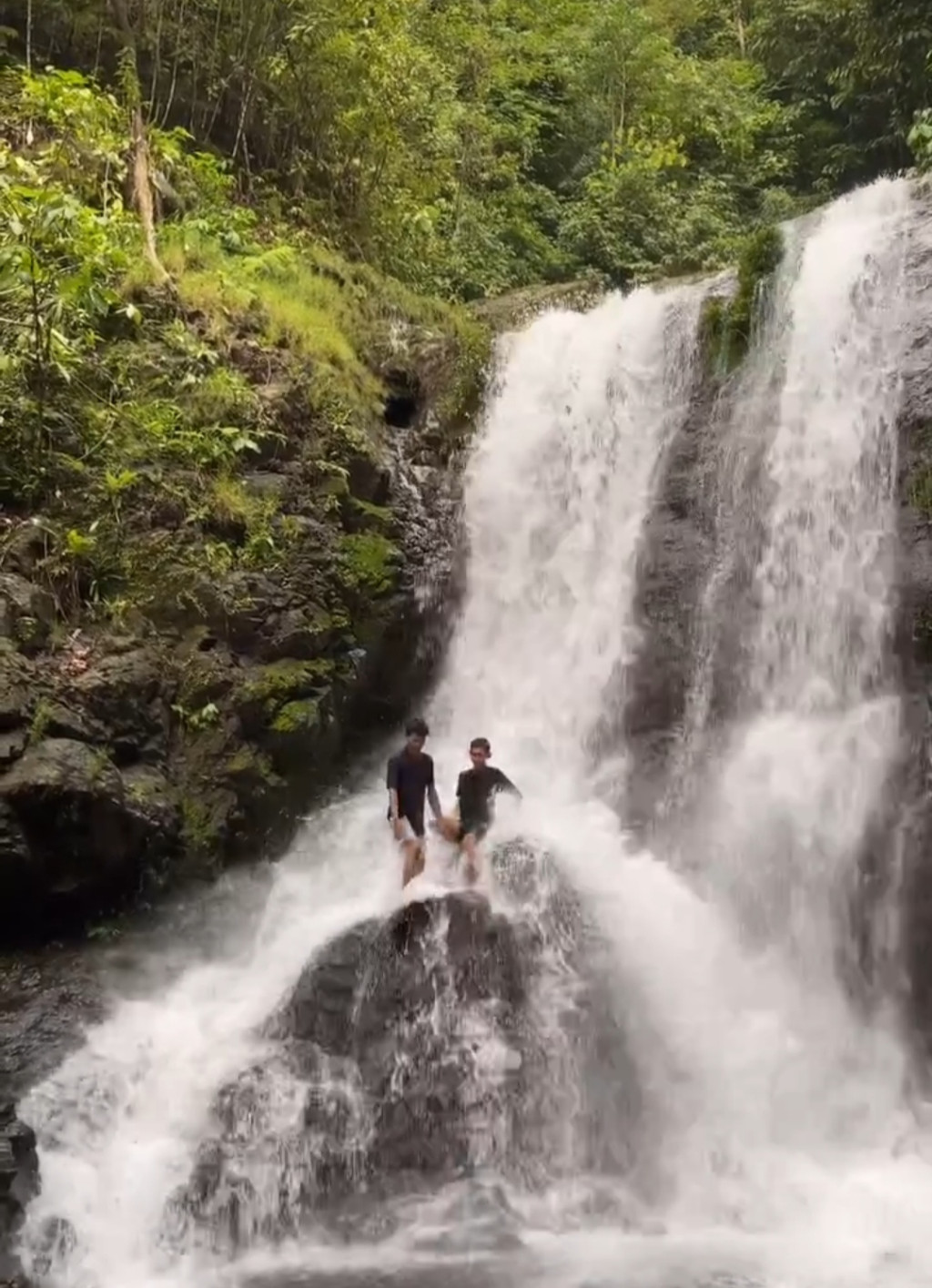 Wisata Ceuraceu Alue Minyek Sapi Gampong Sarah Raya Kecamatan Pasie Raya